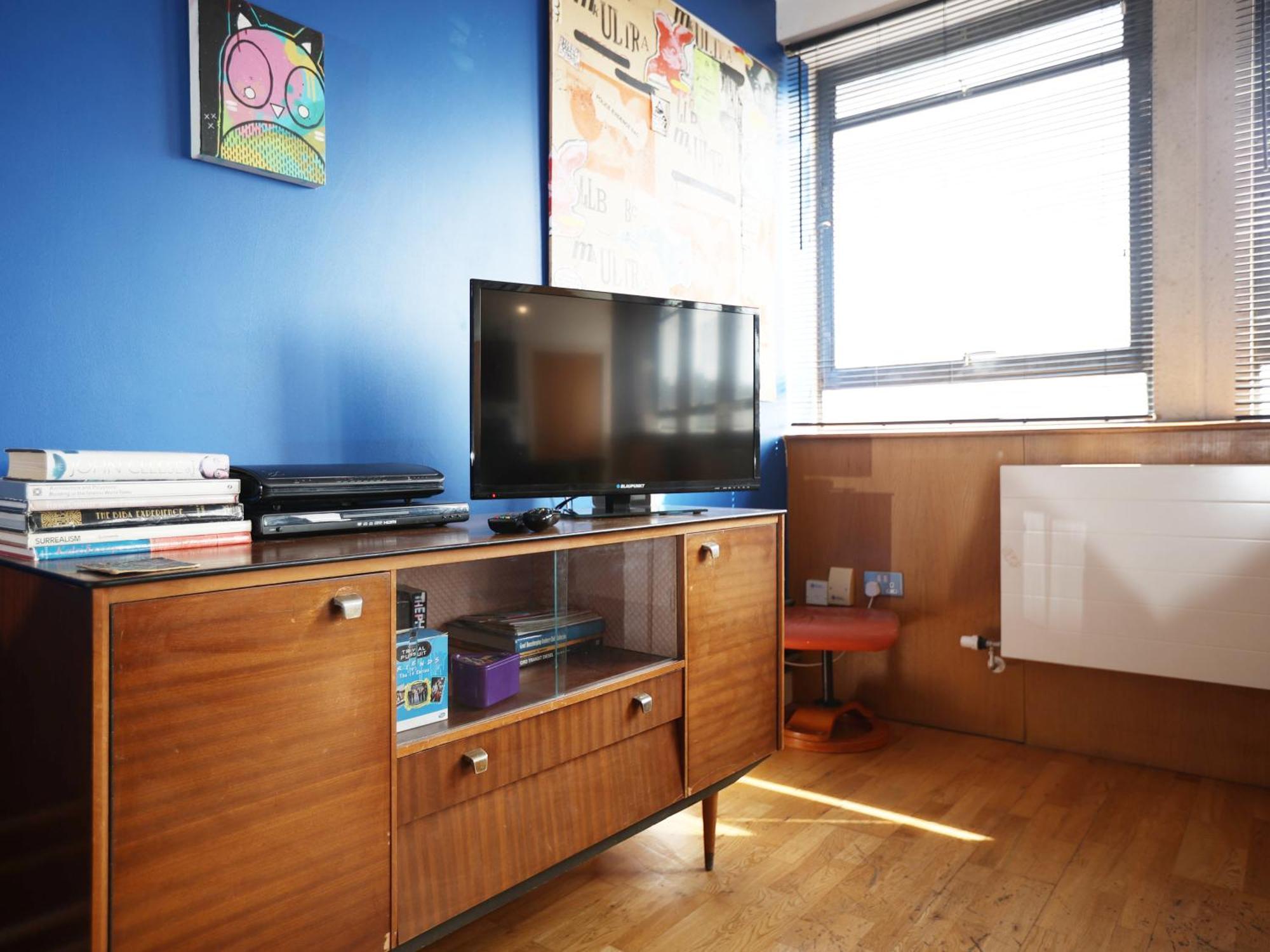 Leilighet Bs2 Loft By N And N Ltd, Great Location Close To Cabot Circus, Centre And Hospital, Perfect For Workers, Nhs, Contractors
